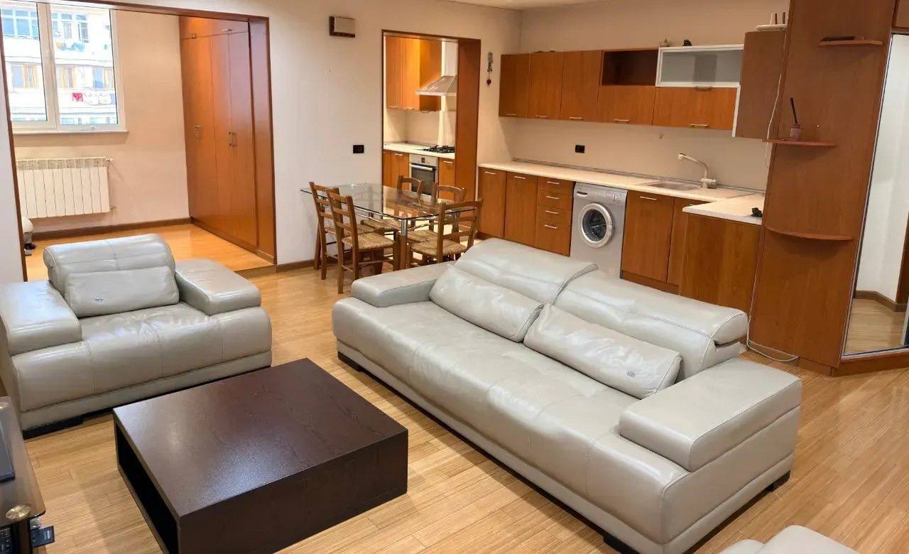 Furnished Two-Room Apartment in Kentron photo 1 of 8
