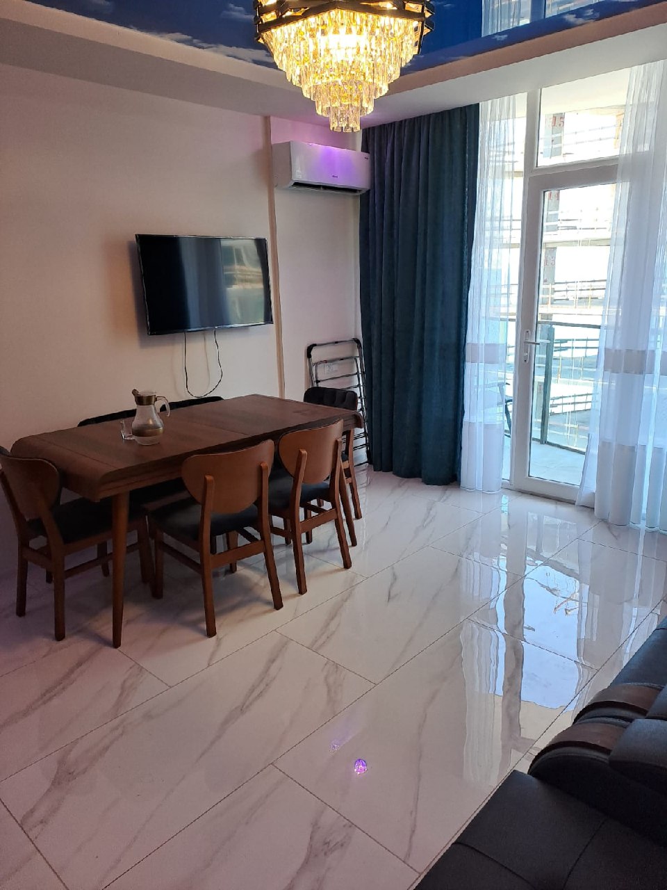 1-Bedroom Sea View Apartment in New Boulevard photo 1 of 8