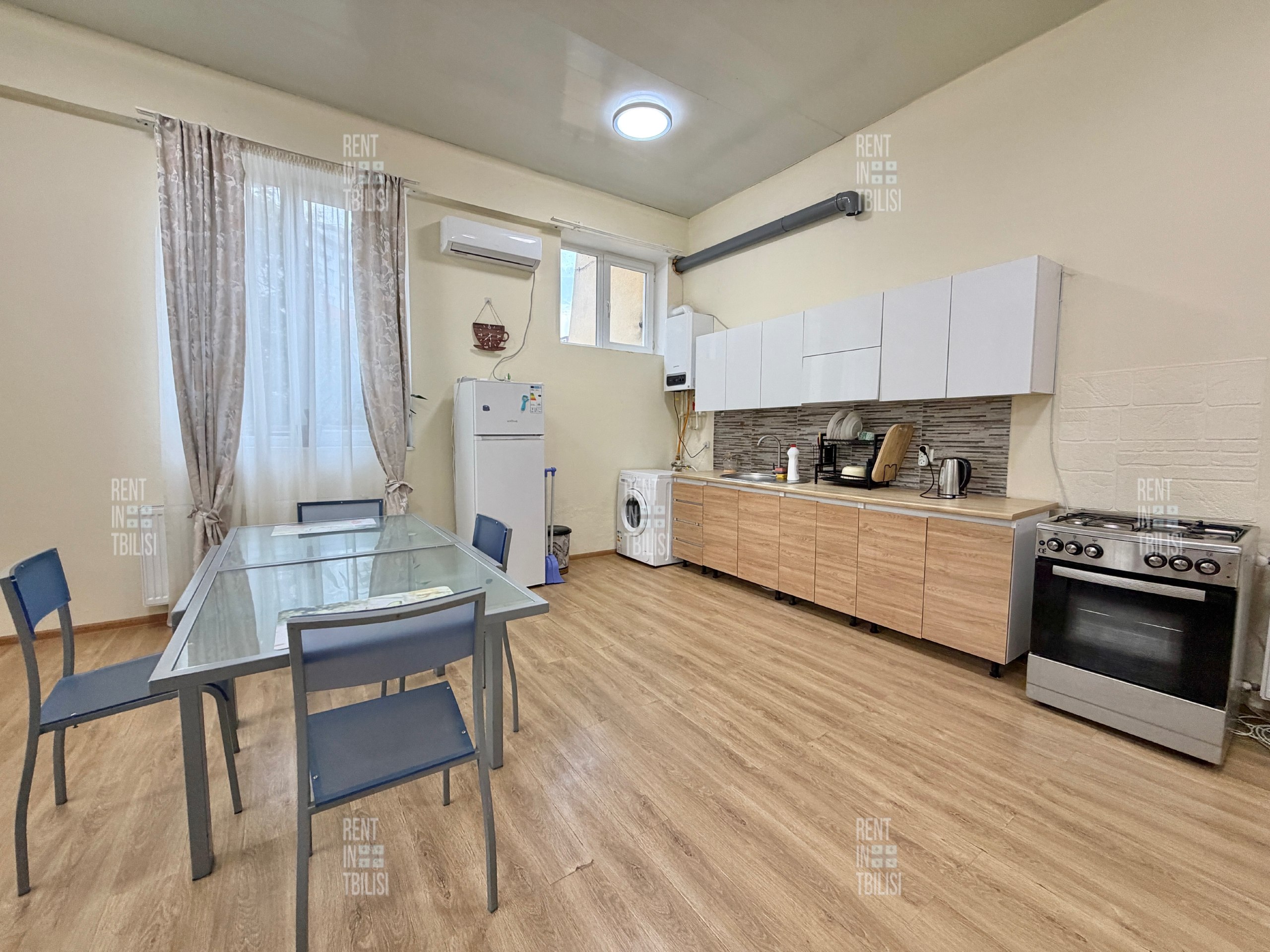 1-Bedroom Apartment in Bagebi photo 4 of 8