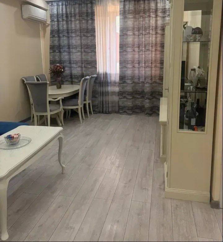 Furnished Two-Room Apartment in Davtashen photo 1 of 8
