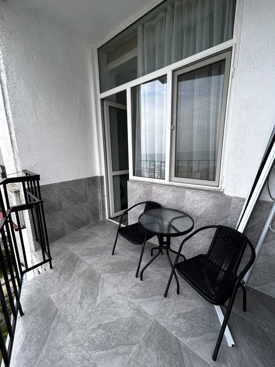Двухкомнатная квартира в центре Батуми photo 6 of 8