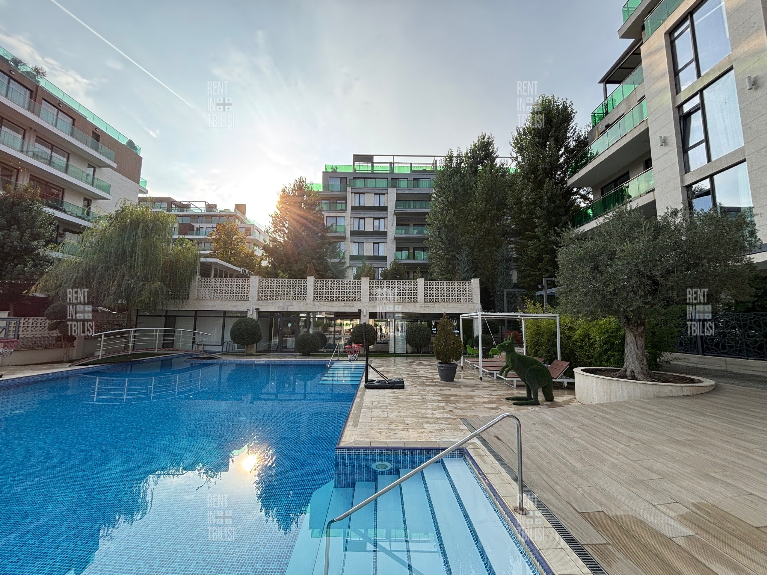 Luxury 1-Bedroom Apartment in Krtsanisi photo 1 of 8
