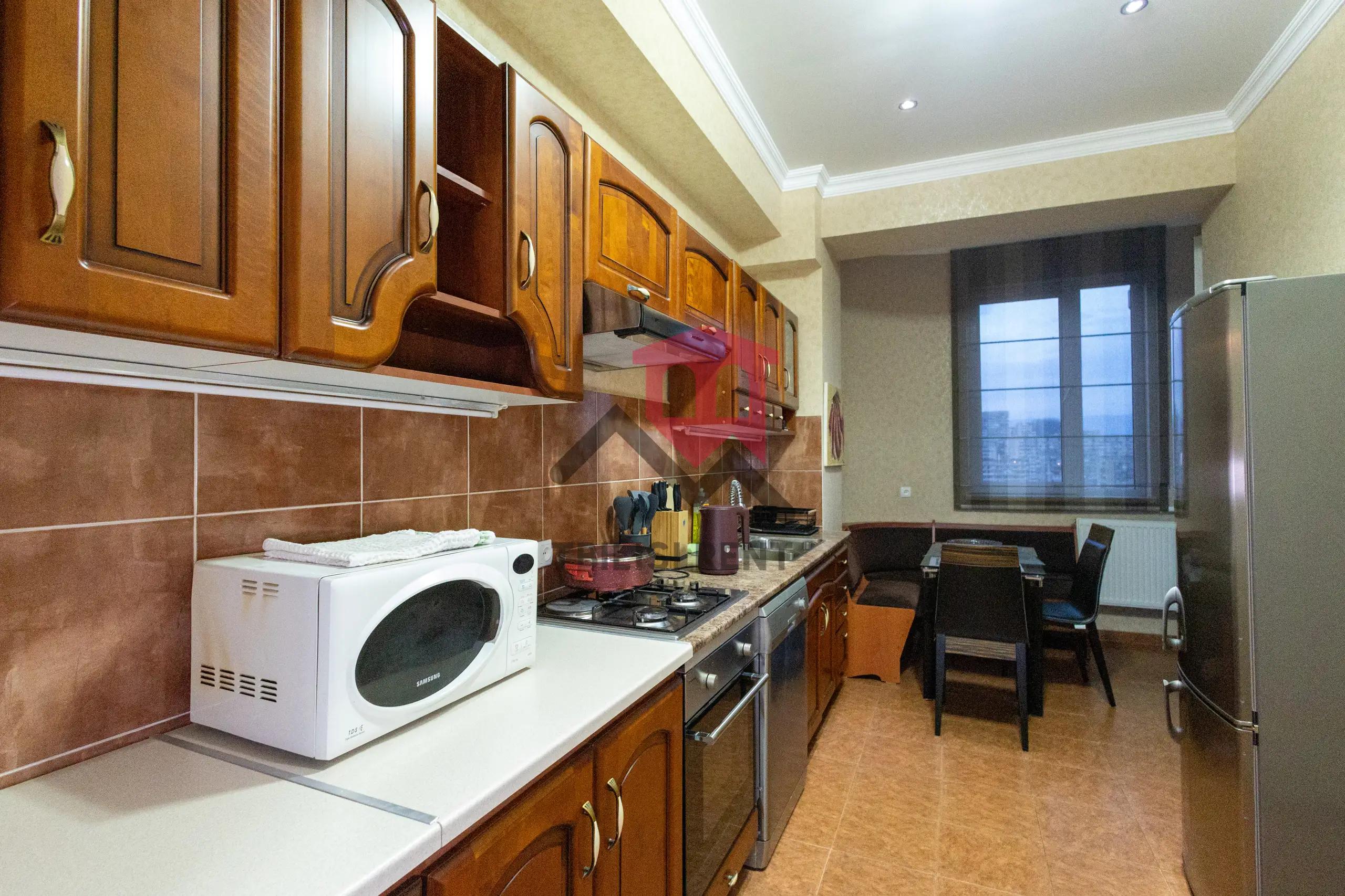 2-Bedroom Apartment Near Mziuri Park photo 1 of 8