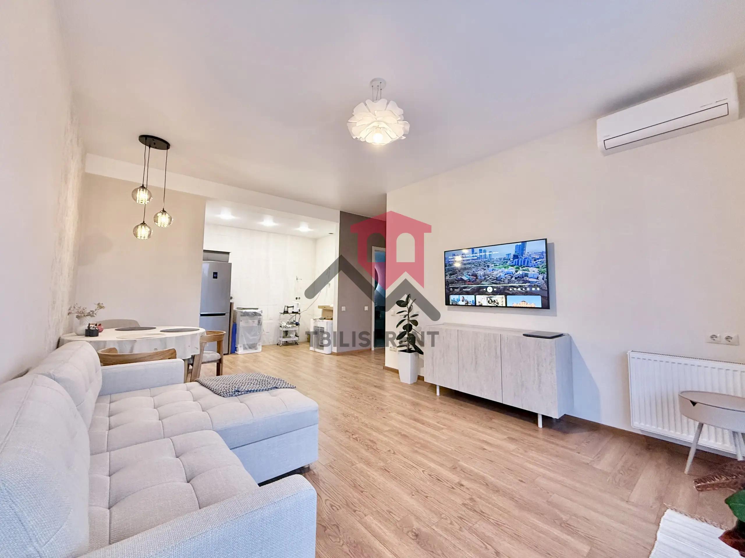 1-Bedroom Apartment in Ortachala photo 3 of 8