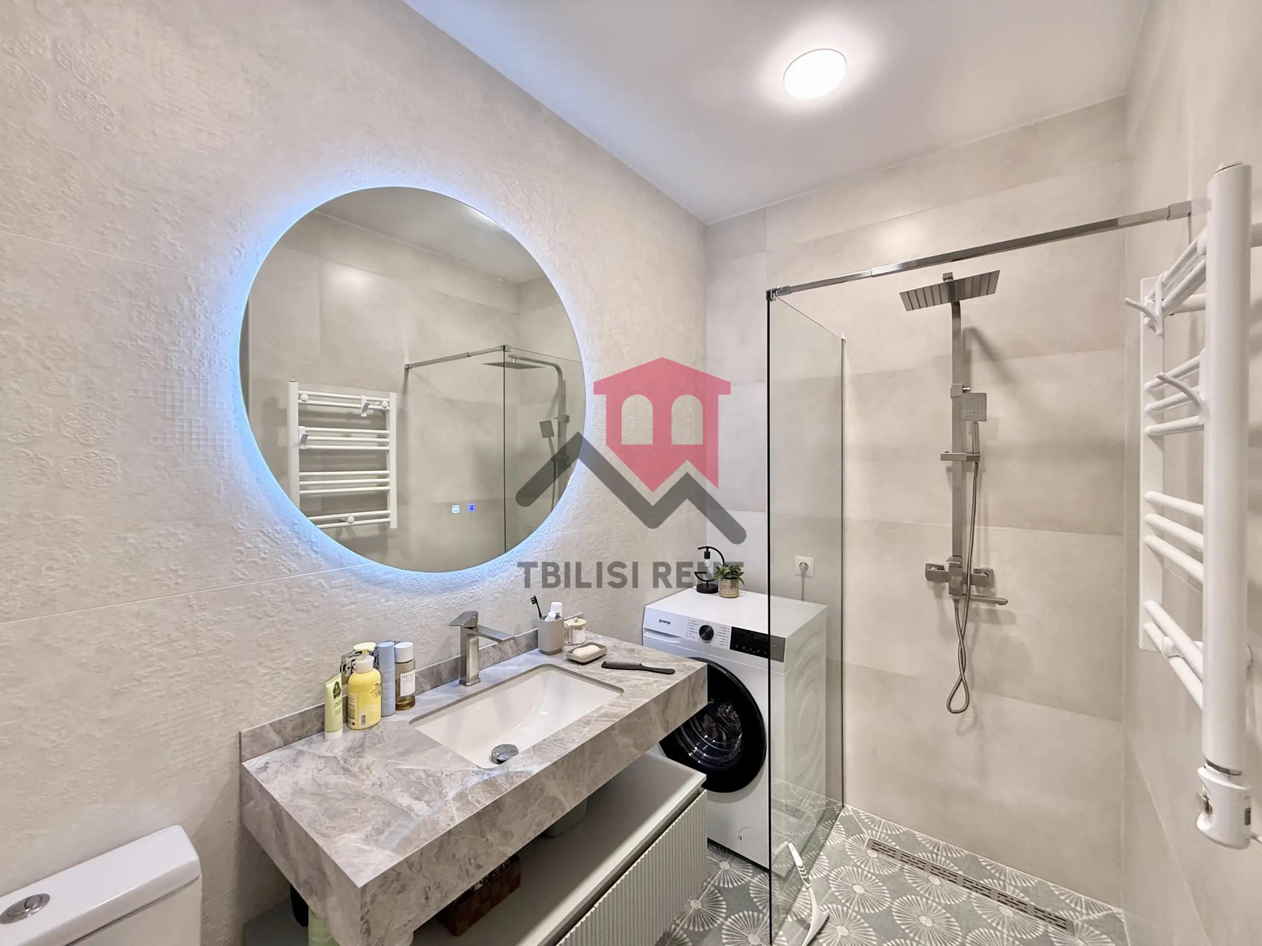 1-Bedroom Apartment in Ortachala photo 8 of 8