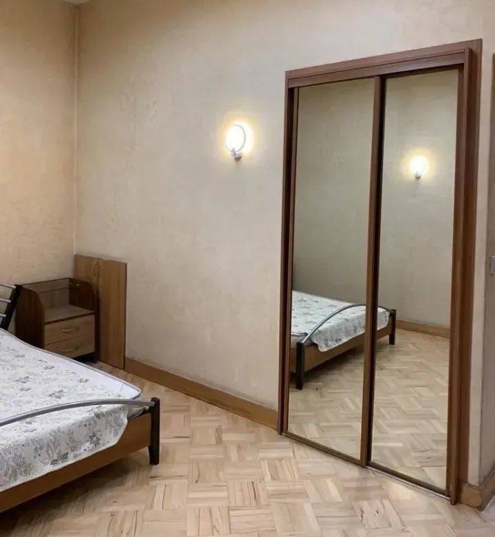 Furnished 3-Bedroom Apartment in Kentron photo 6 of 8