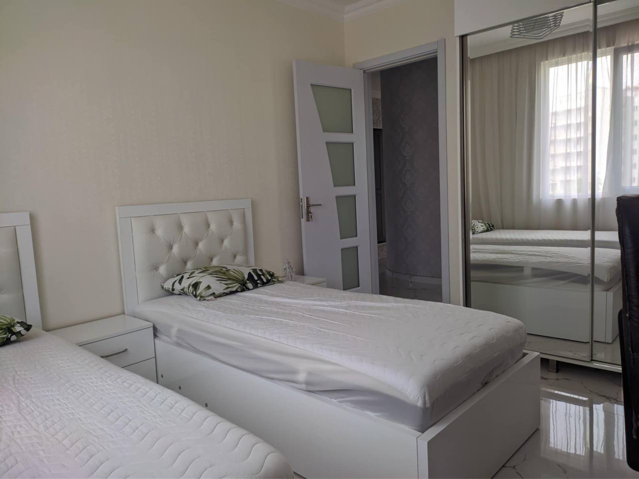 Three-Bedroom Apartment for Rent in Batumi photo 4 of 8
