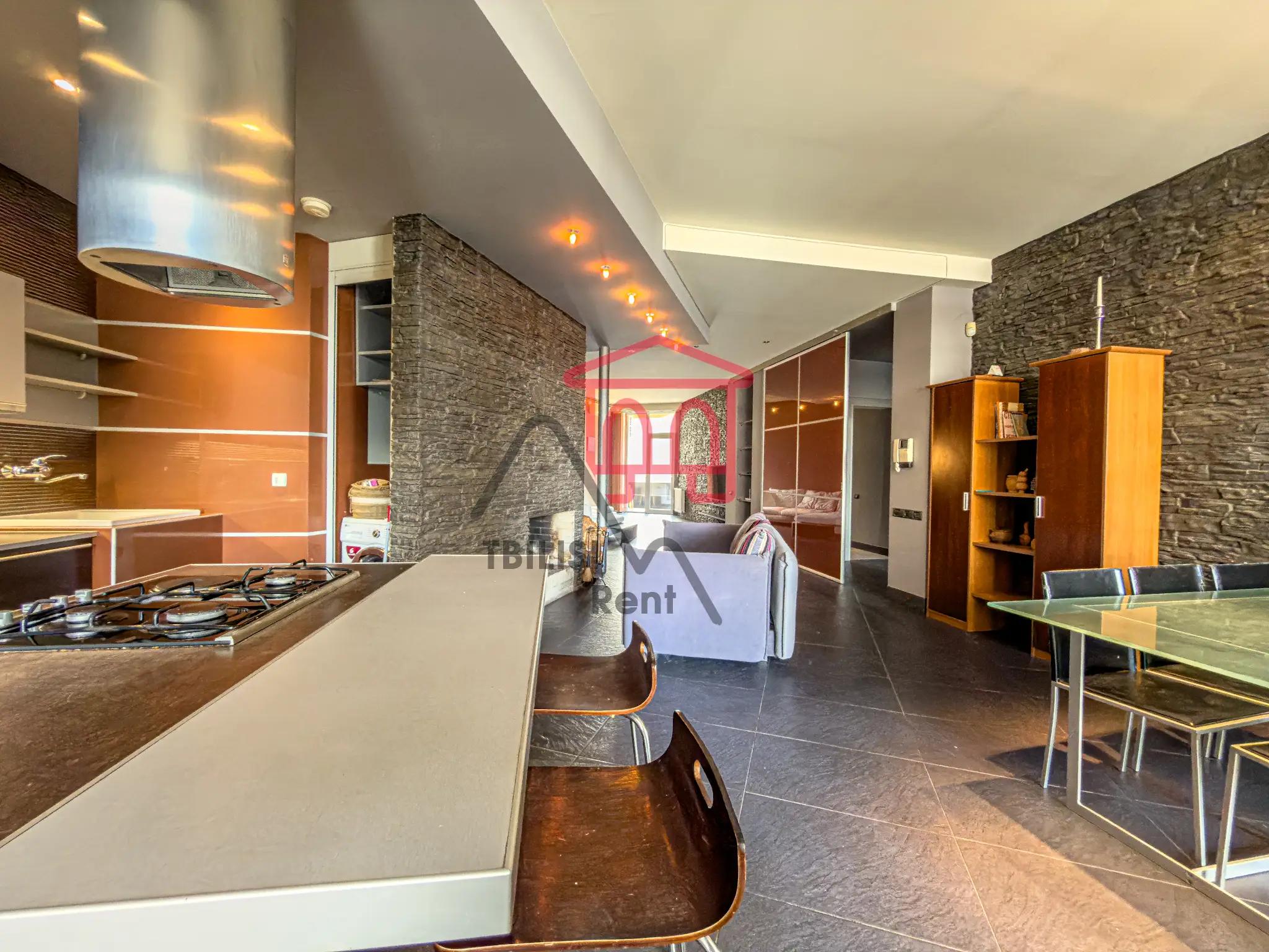 Comfortable 3-Bedroom Apartment with Fireplace in Vake photo 1 of 8