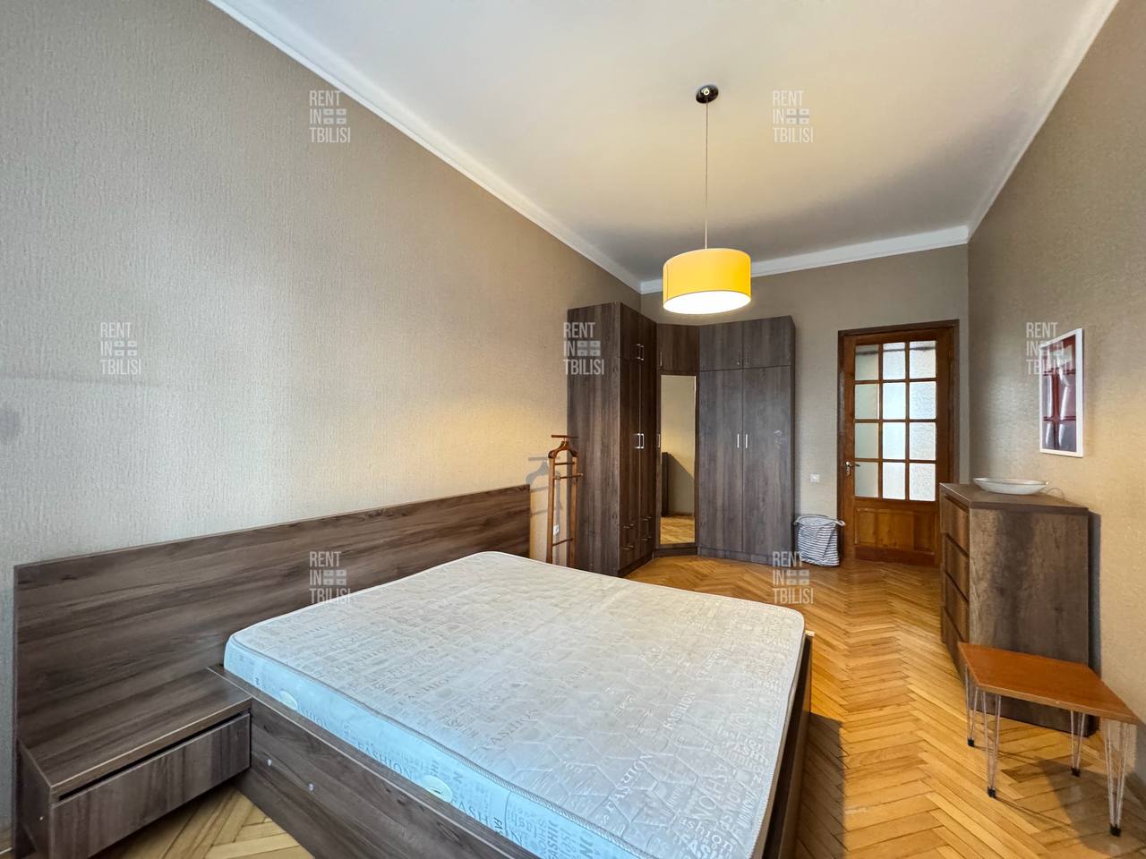 Two-Bedroom Apartment in Chugureti photo 2 of 8
