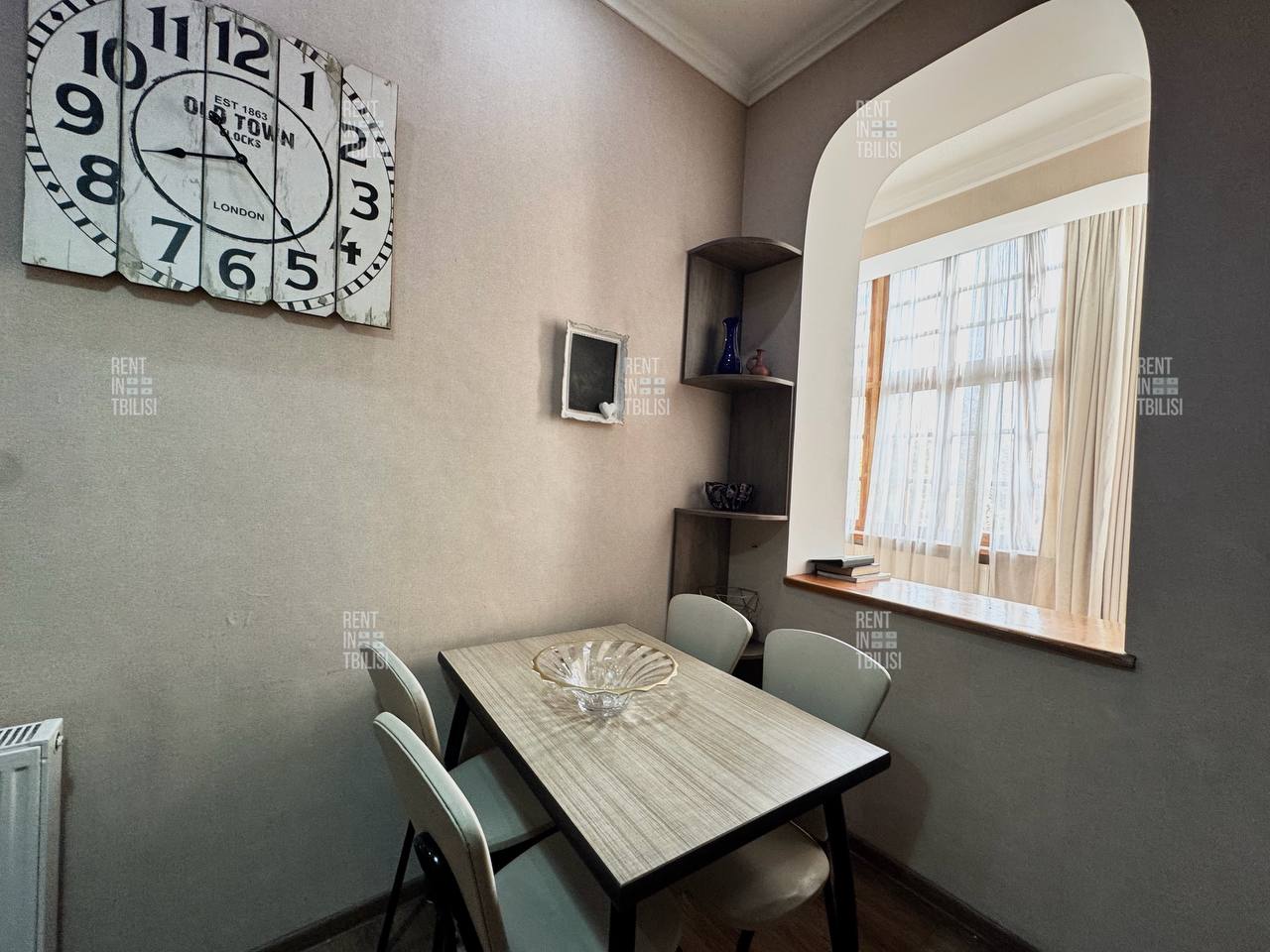 Two-Bedroom Apartment in Chugureti photo 7 of 8