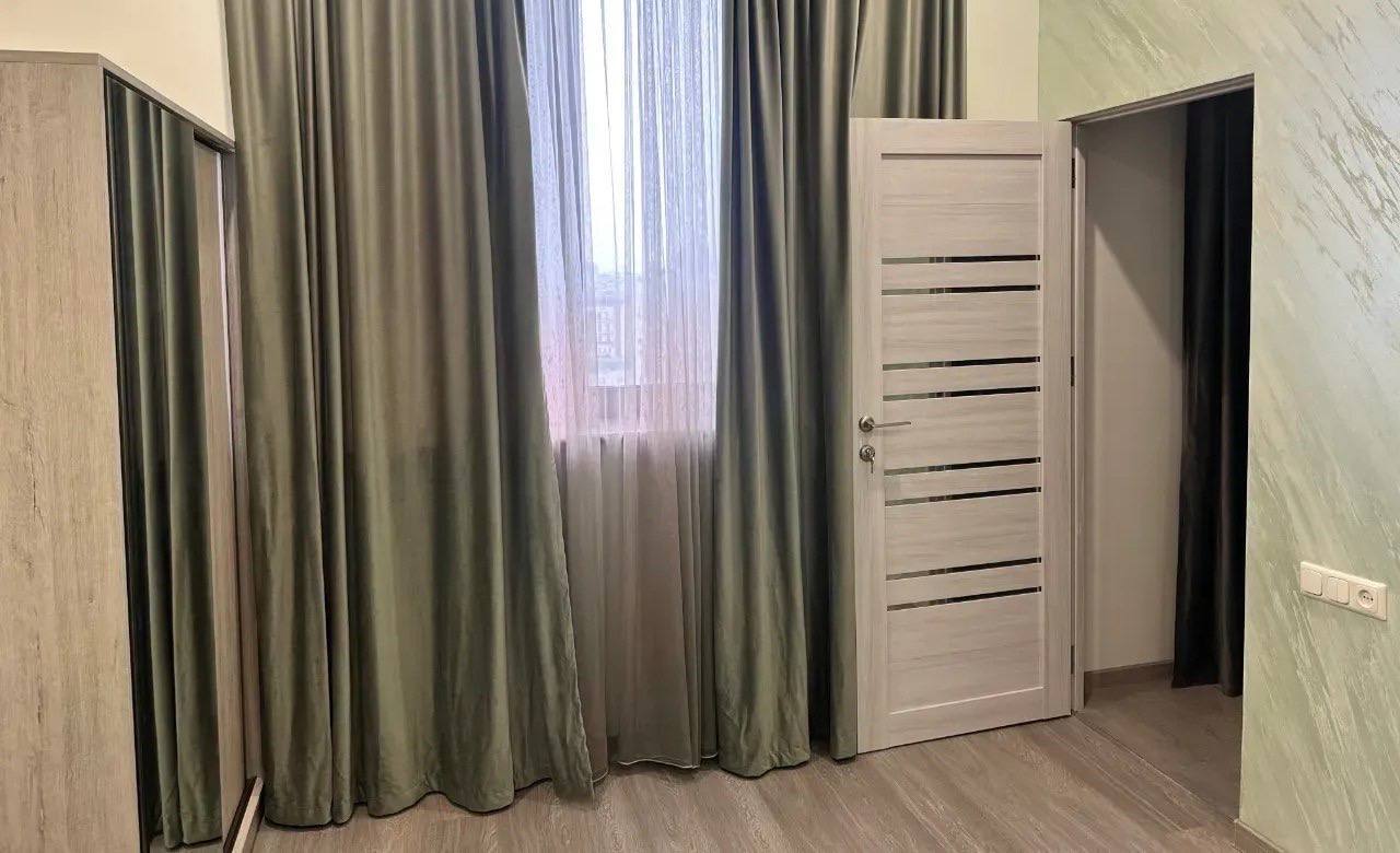 Cozy 3-Bedroom Apartment in Kentron photo 6 of 8