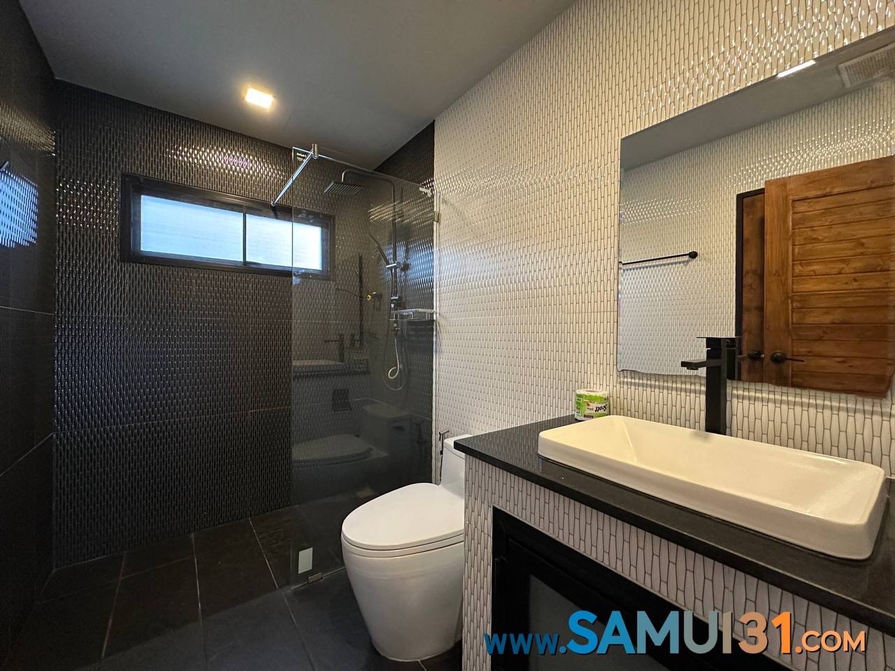 Three-Bedroom House with Private Pool in Maenam photo 8 of 8