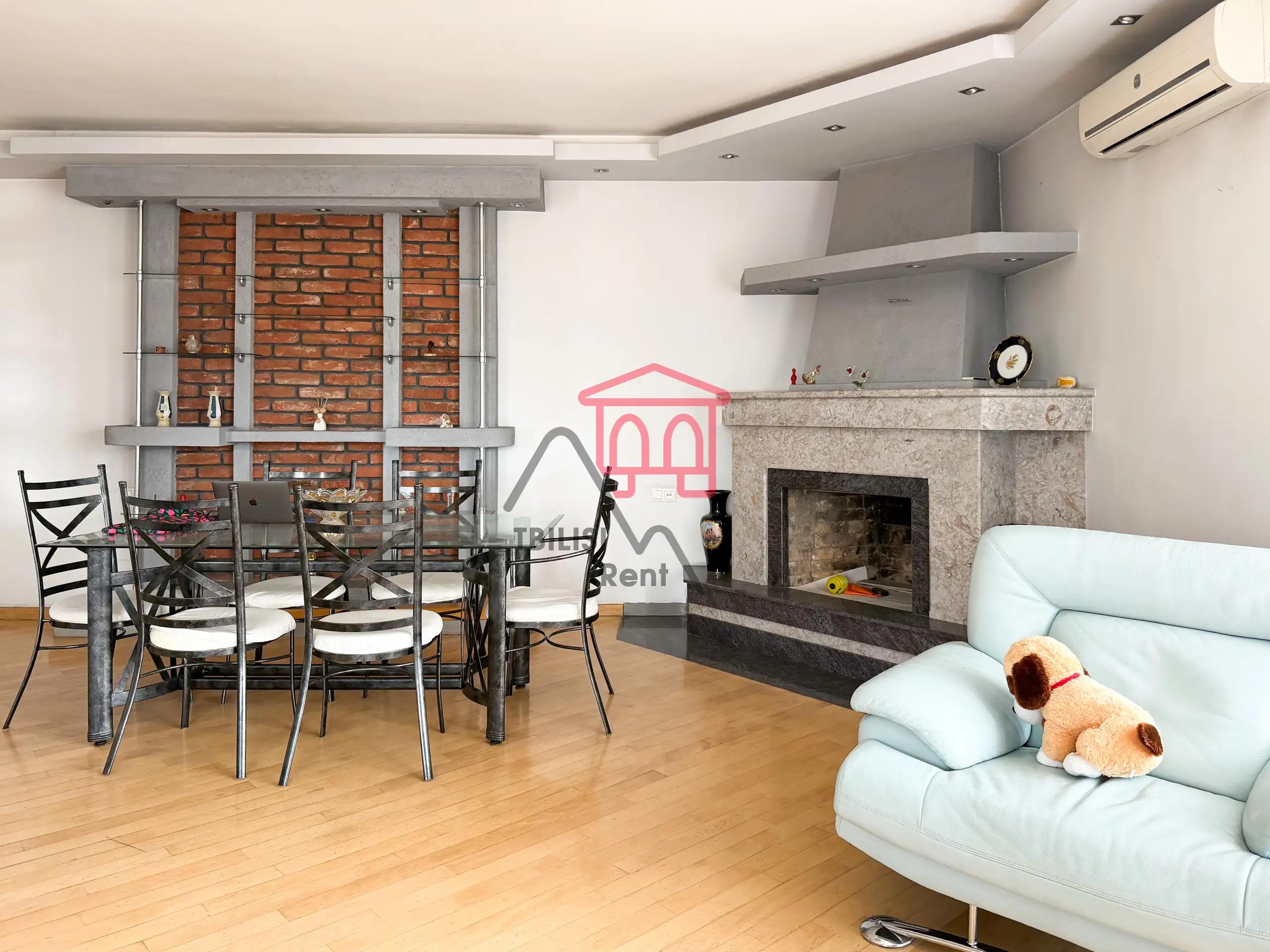 Spacious 4-Room Apartment in Avlabari photo 3 of 8