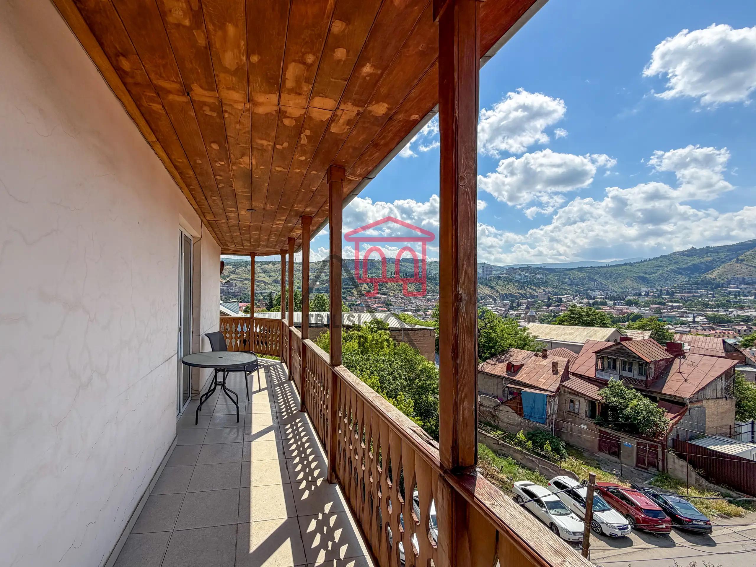 Spacious 4-Room Apartment in Avlabari photo 8 of 8