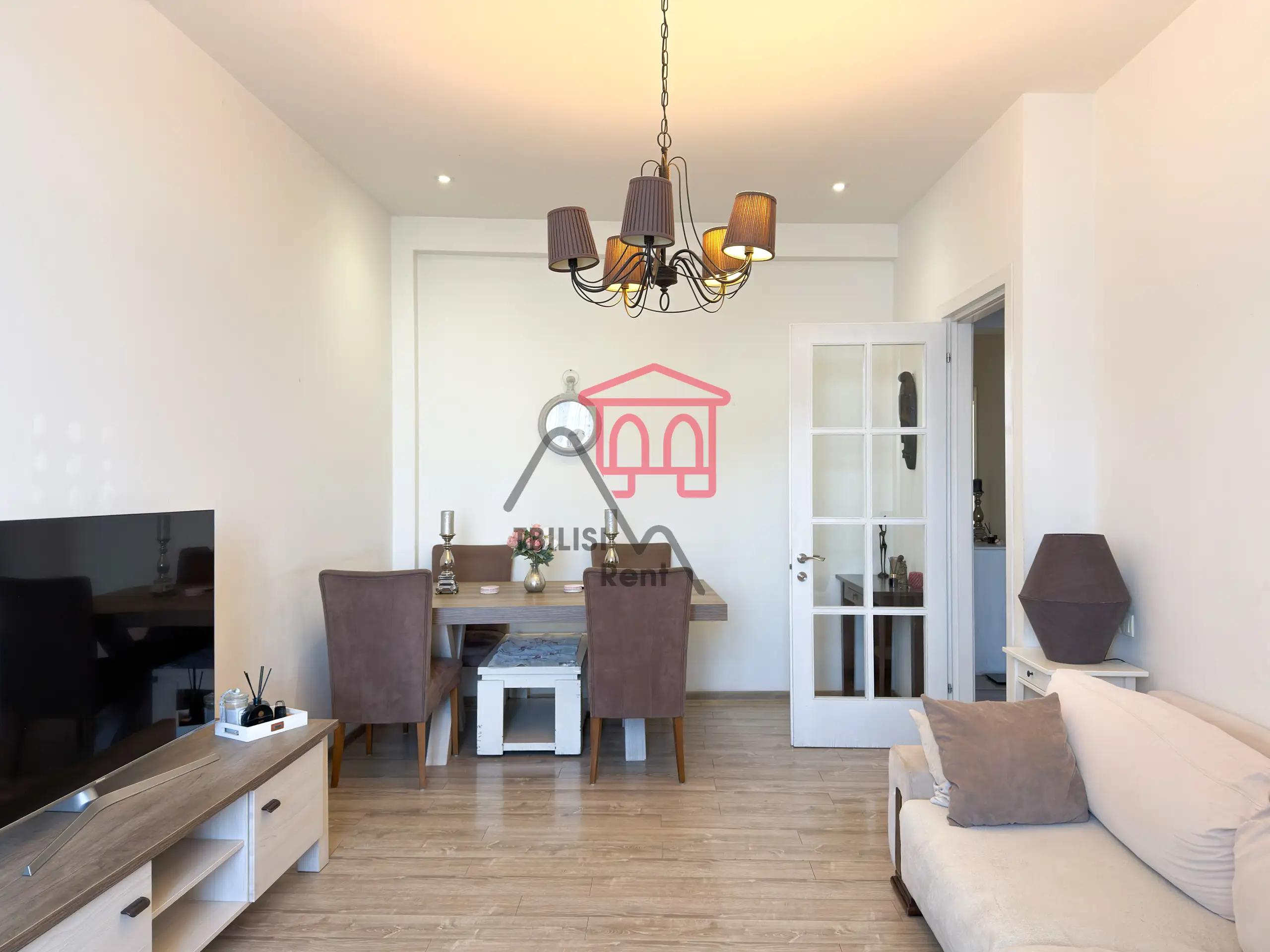 3-Bedroom Apartment in Isani photo 2 of 8