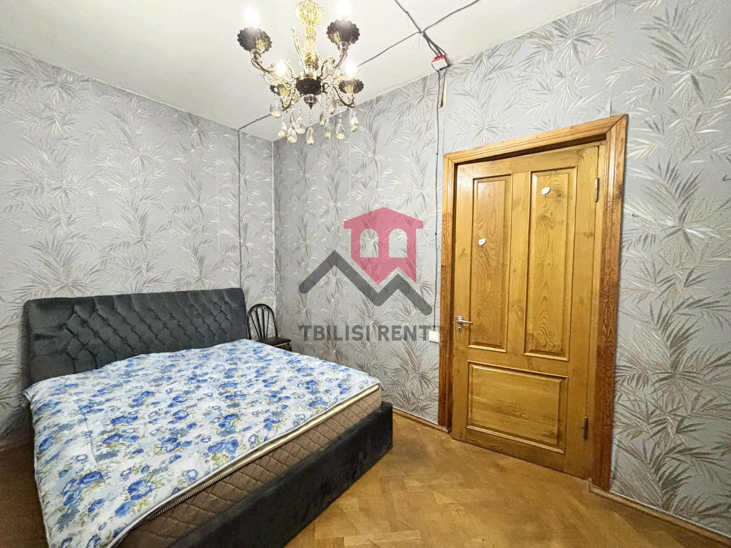 Просторный дом с шестью спальнями в Исани photo 5 of 8