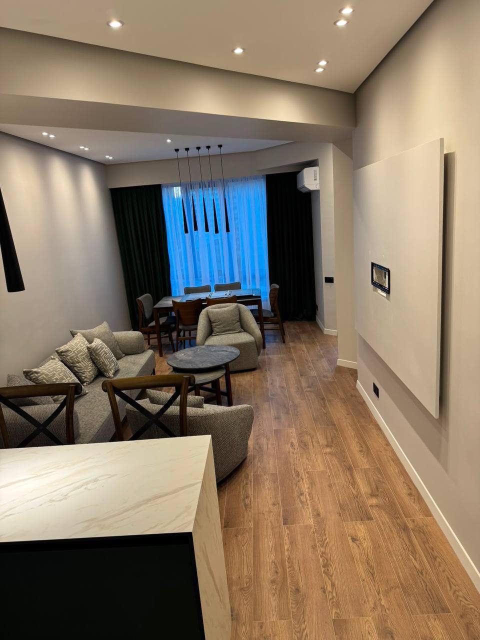 Furnished 3-Bedroom Apartment in Arabkir photo 1 of 8