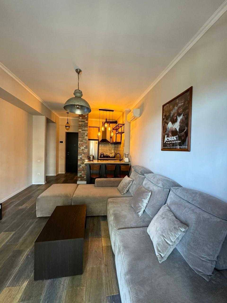 1-Bedroom Apartment in Saburtalo photo 2 of 8