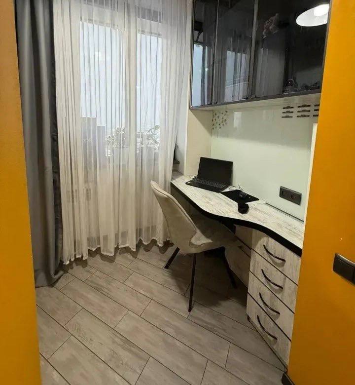 Furnished 2-Bedroom Apartment in Kentron photo 6 of 8