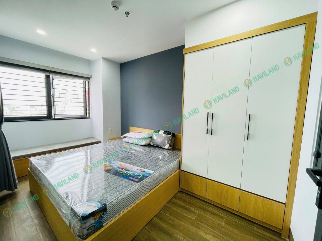 Modern 1-Bedroom Apartment in Son Tra photo 3 of 6