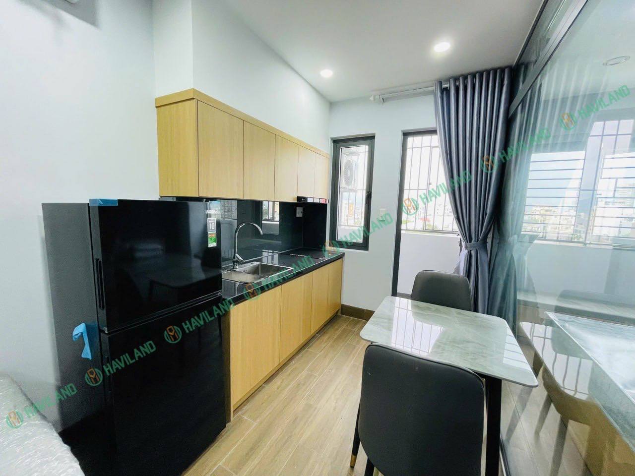 Modern 1-Bedroom Apartment in Son Tra photo 4 of 6