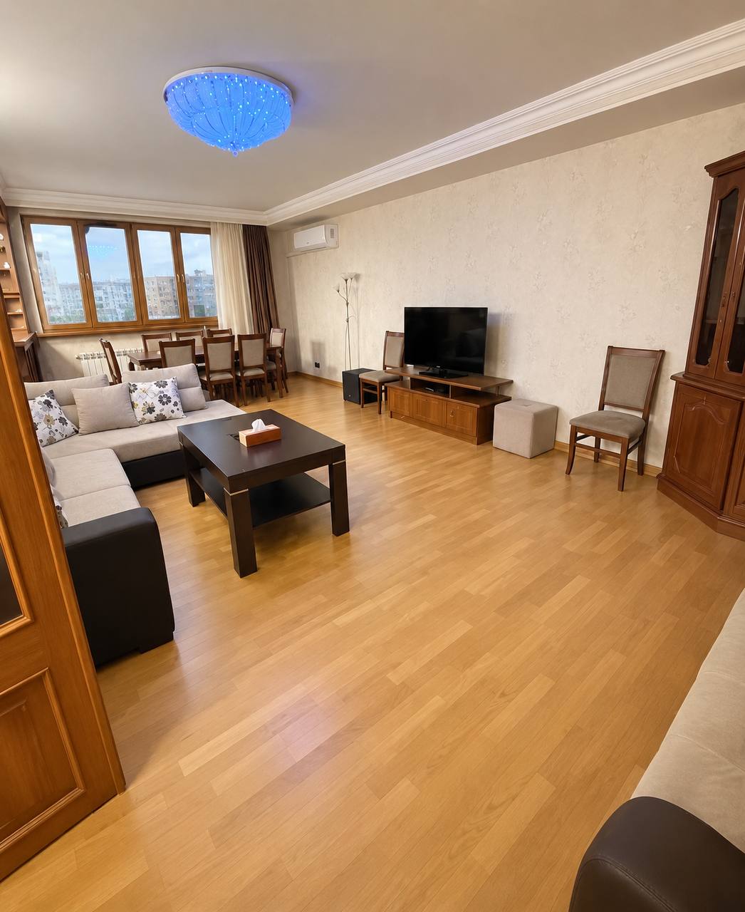 Furnished 3-Room Apartment in Kentron photo 1 of 8