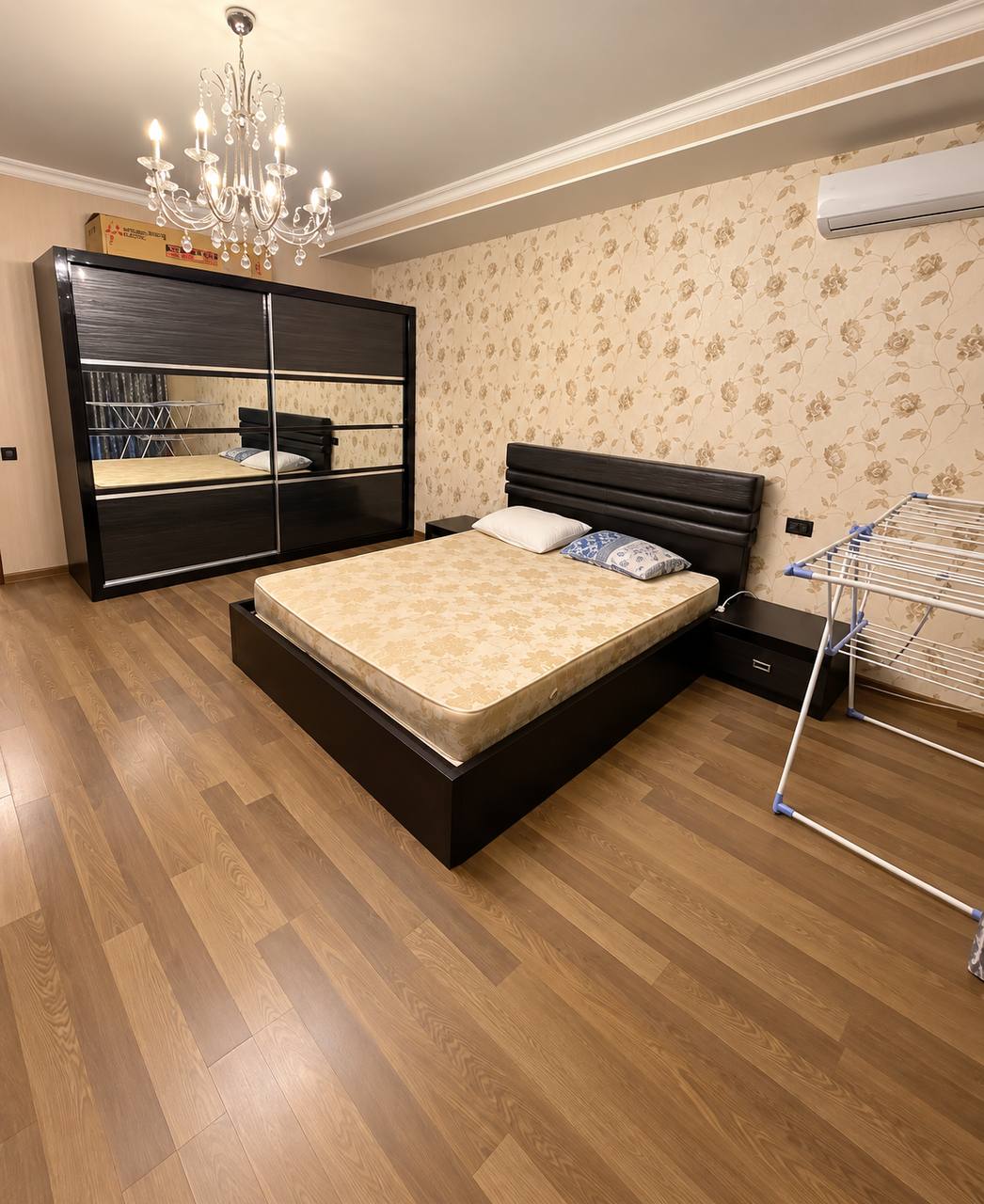 Furnished 3-Room Apartment in Kentron photo 6 of 8