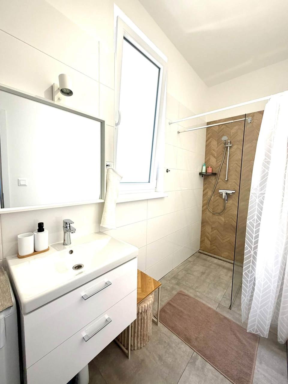 Furnished 2-Room Apartment in Old Town photo 4 of 4