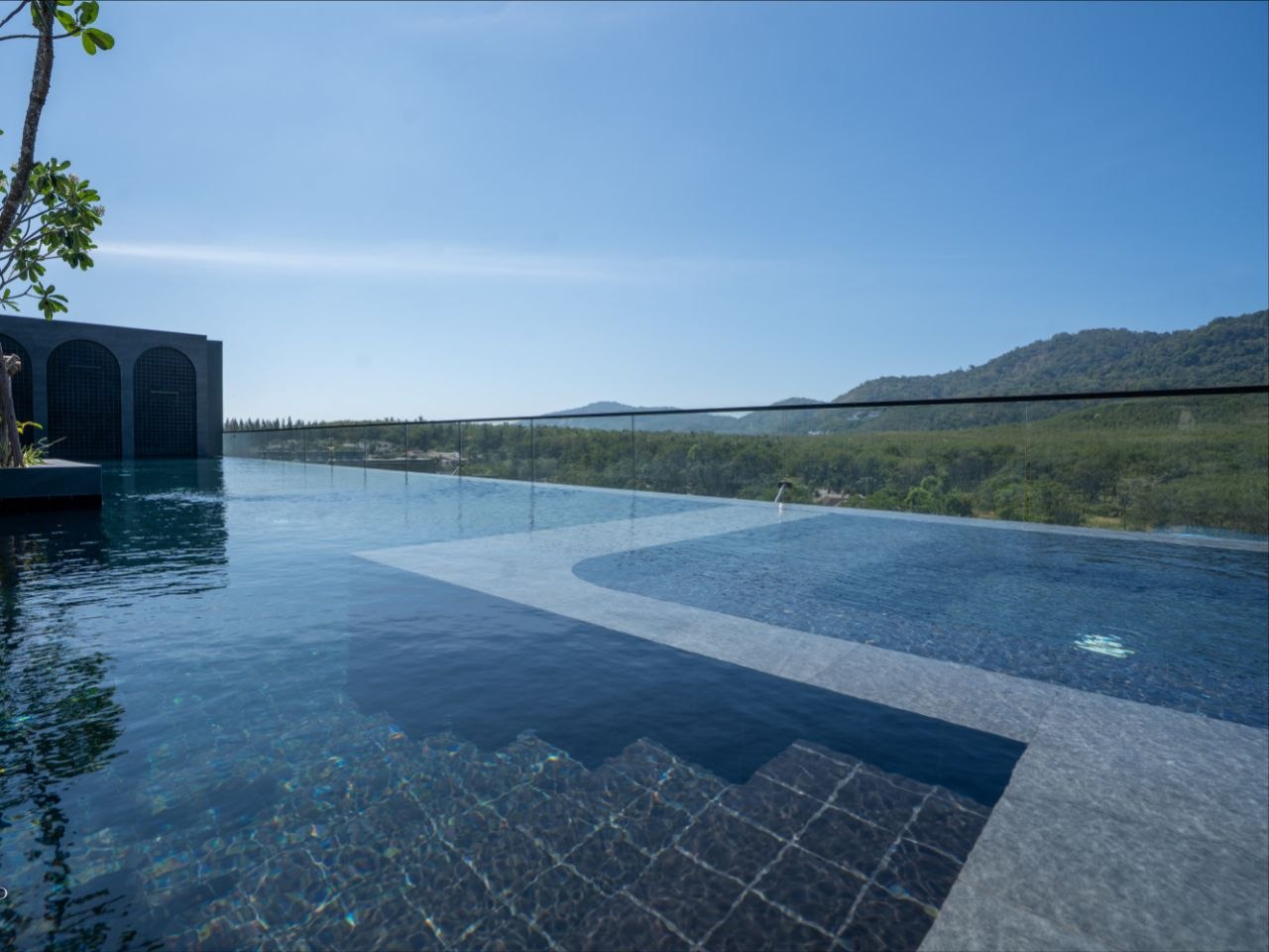 1-Bedroom Sea-View Apartment in Nai Harn photo 2 of 8