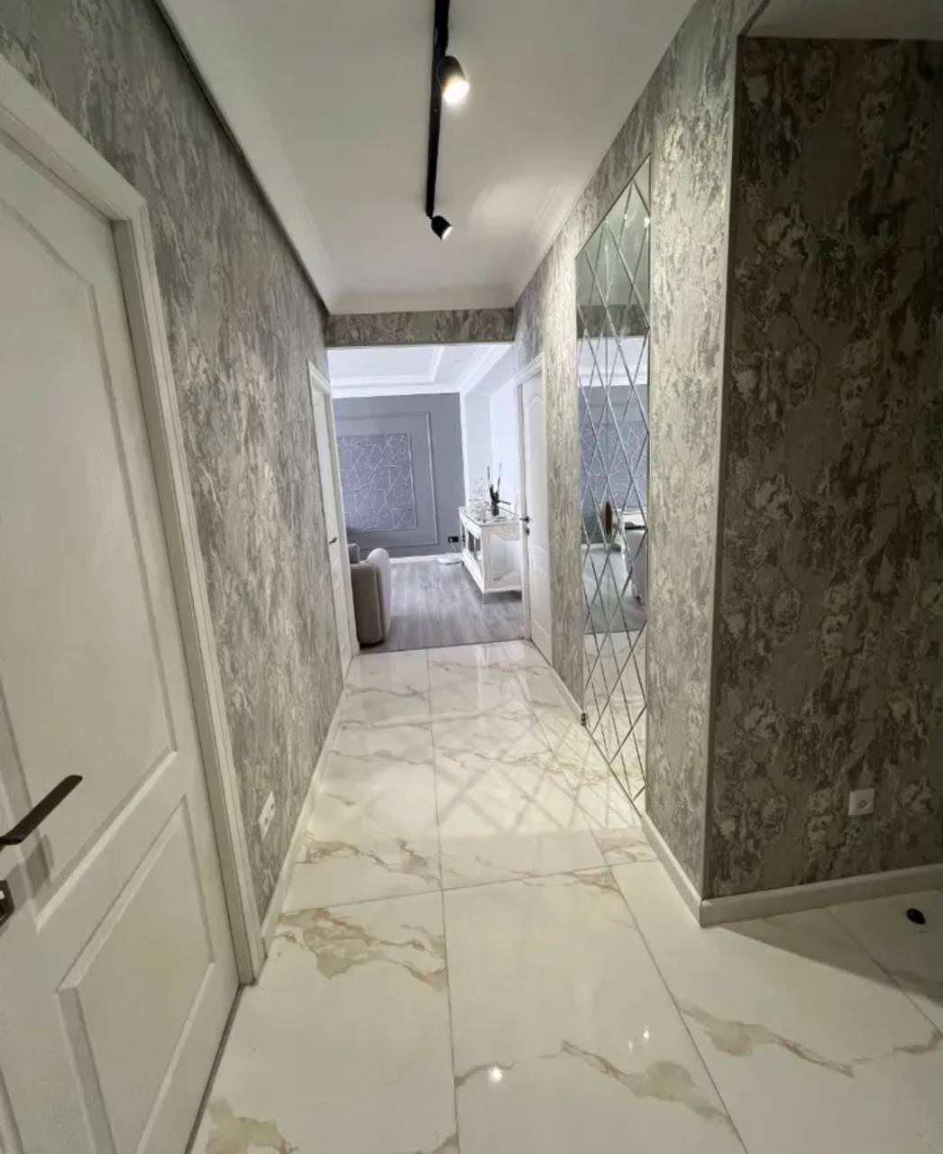 Furnished 3-Room Apartment in Arabkir photo 6 of 8