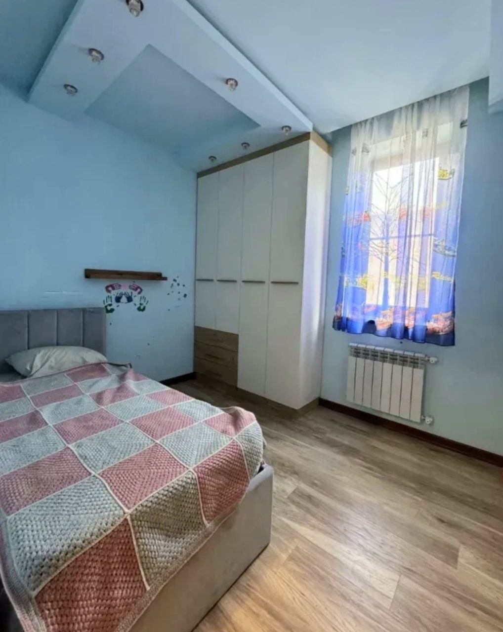 Three-Bedroom Apartment in Kentron photo 6 of 8