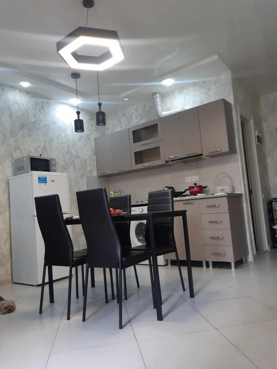 Квартира 2+1 в аренду в Батуми photo 1 of 8