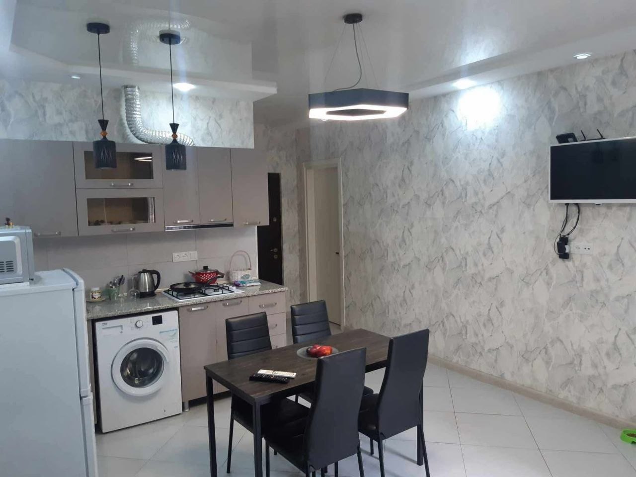 Квартира 2+1 в аренду в Батуми photo 2 of 8