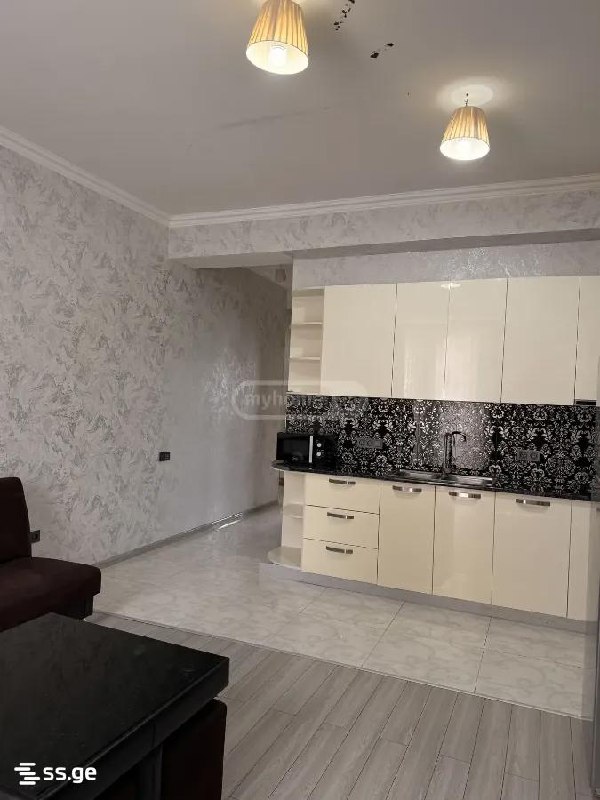 Two-Bedroom Apartment in Saburtalo photo 8 of 8
