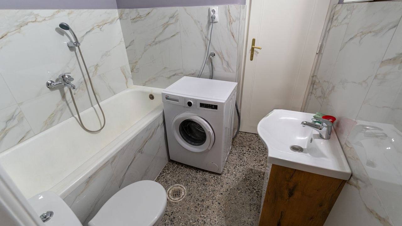 3-Room Apartment in Vracar photo 4 of 8
