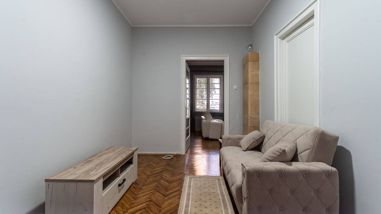 3-Room Apartment in Vracar photo 5 of 8
