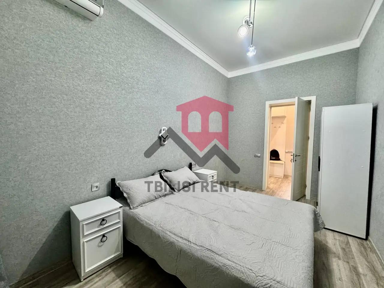 Spacious 3-Bedroom Apartment in Vake photo 3 of 8