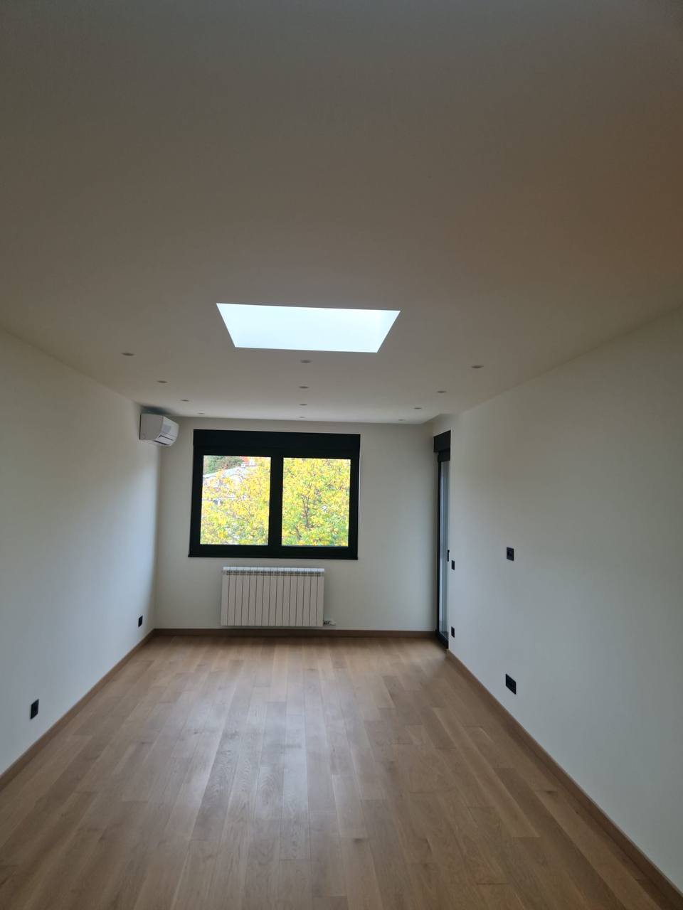 2-Bedroom Apartment in Dedinje photo 1 of 5