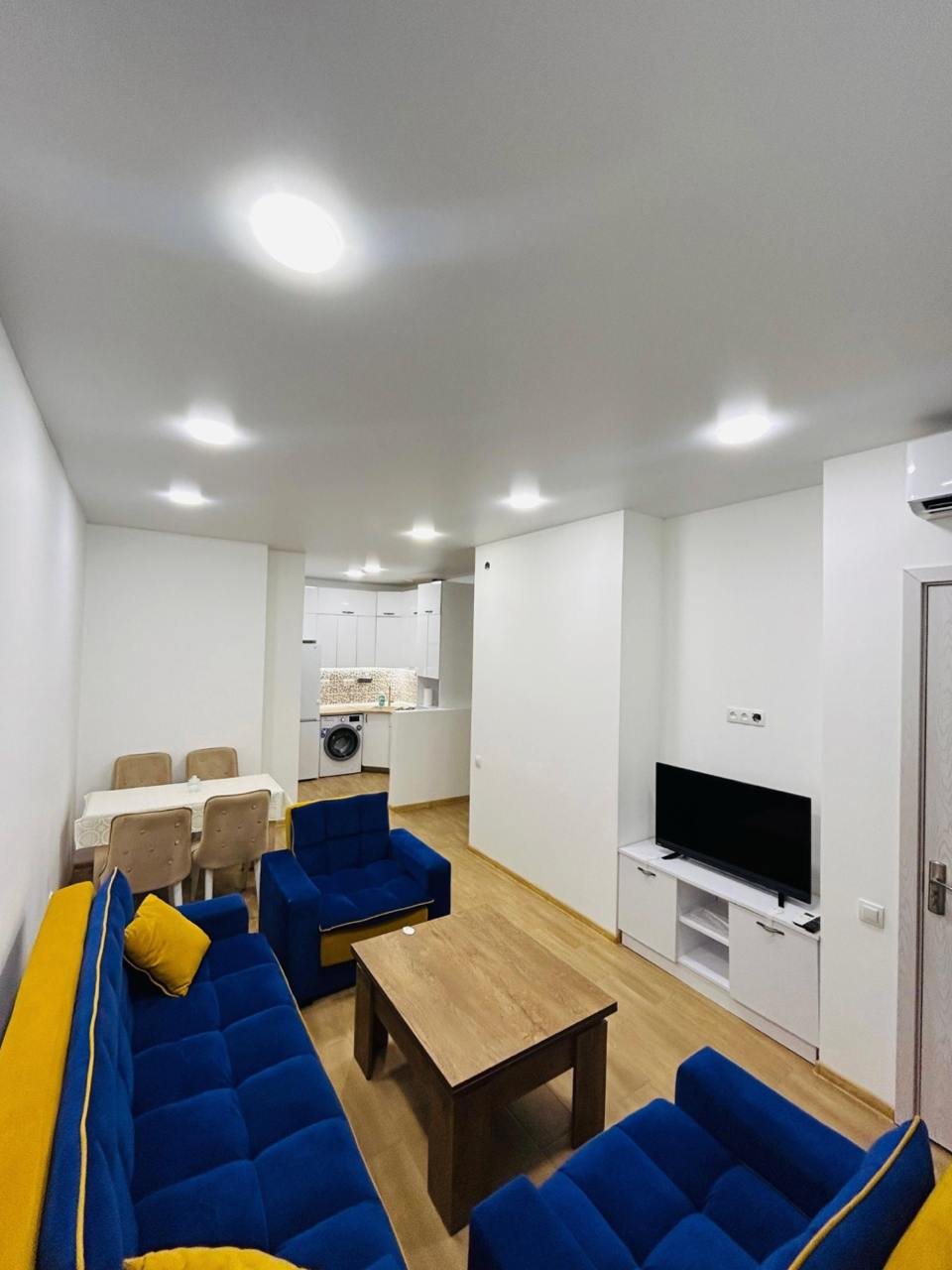 2-Bedroom Apartment for Rent in Batumi photo 2 of 7