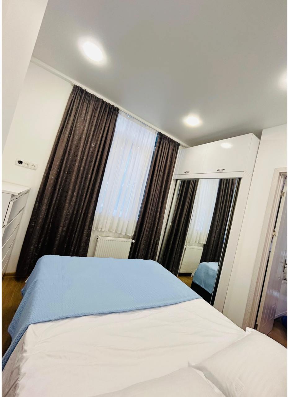 2-Bedroom Apartment for Rent in Batumi photo 4 of 7