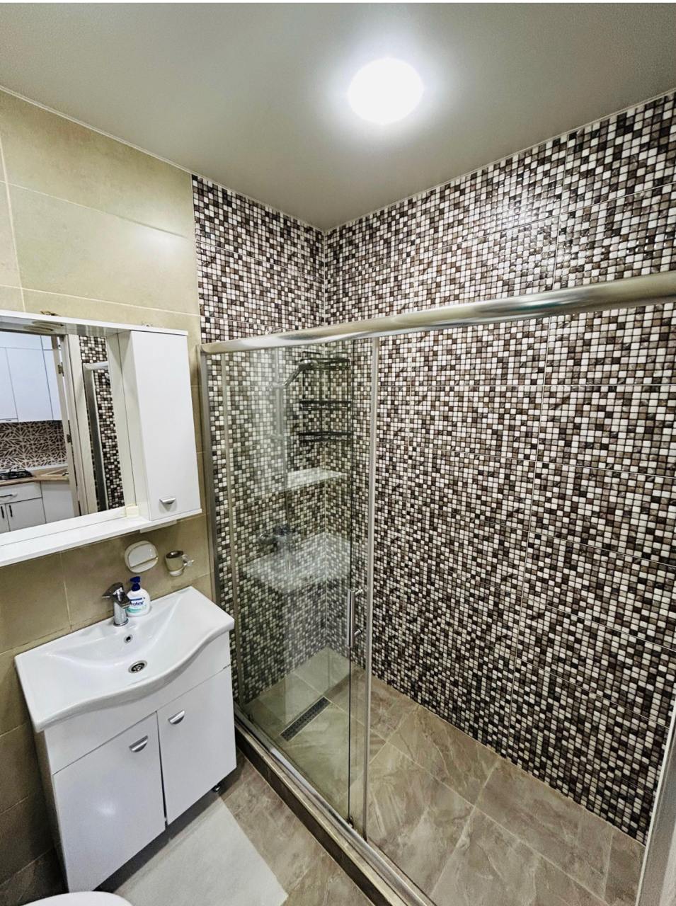 2-Bedroom Apartment for Rent in Batumi photo 6 of 7