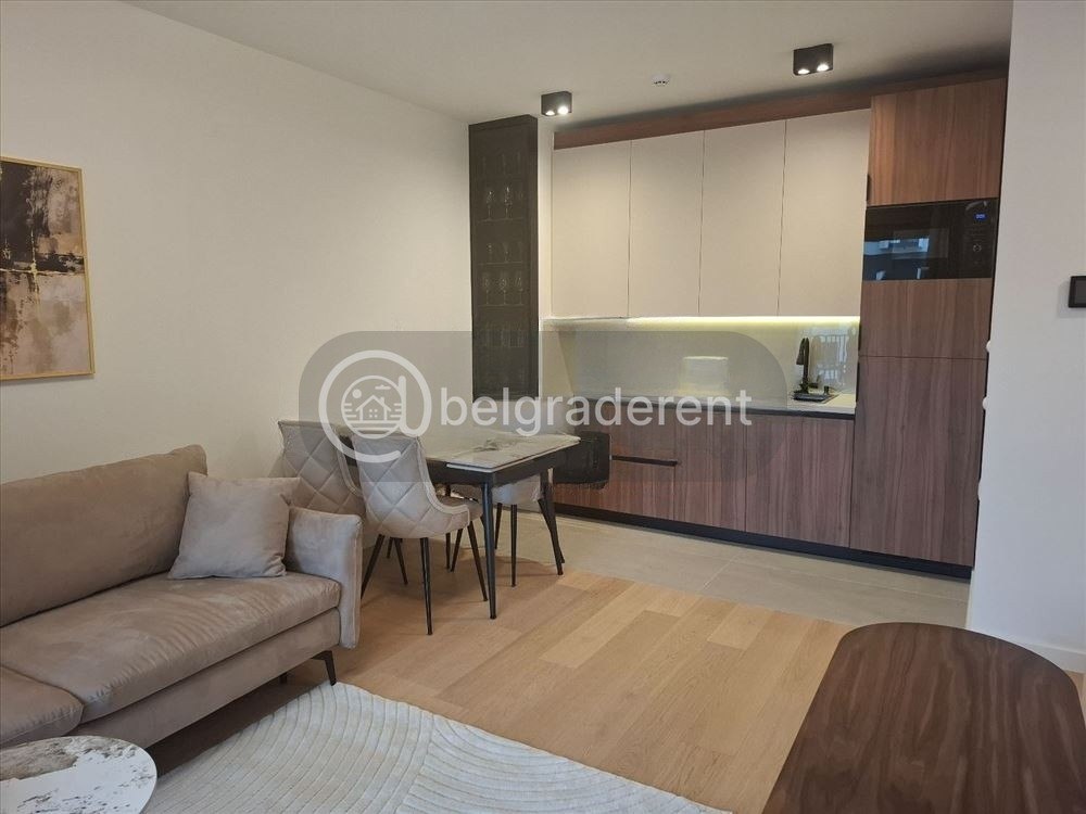 2-Room Apartment in Novi Beograd photo 2 of 7