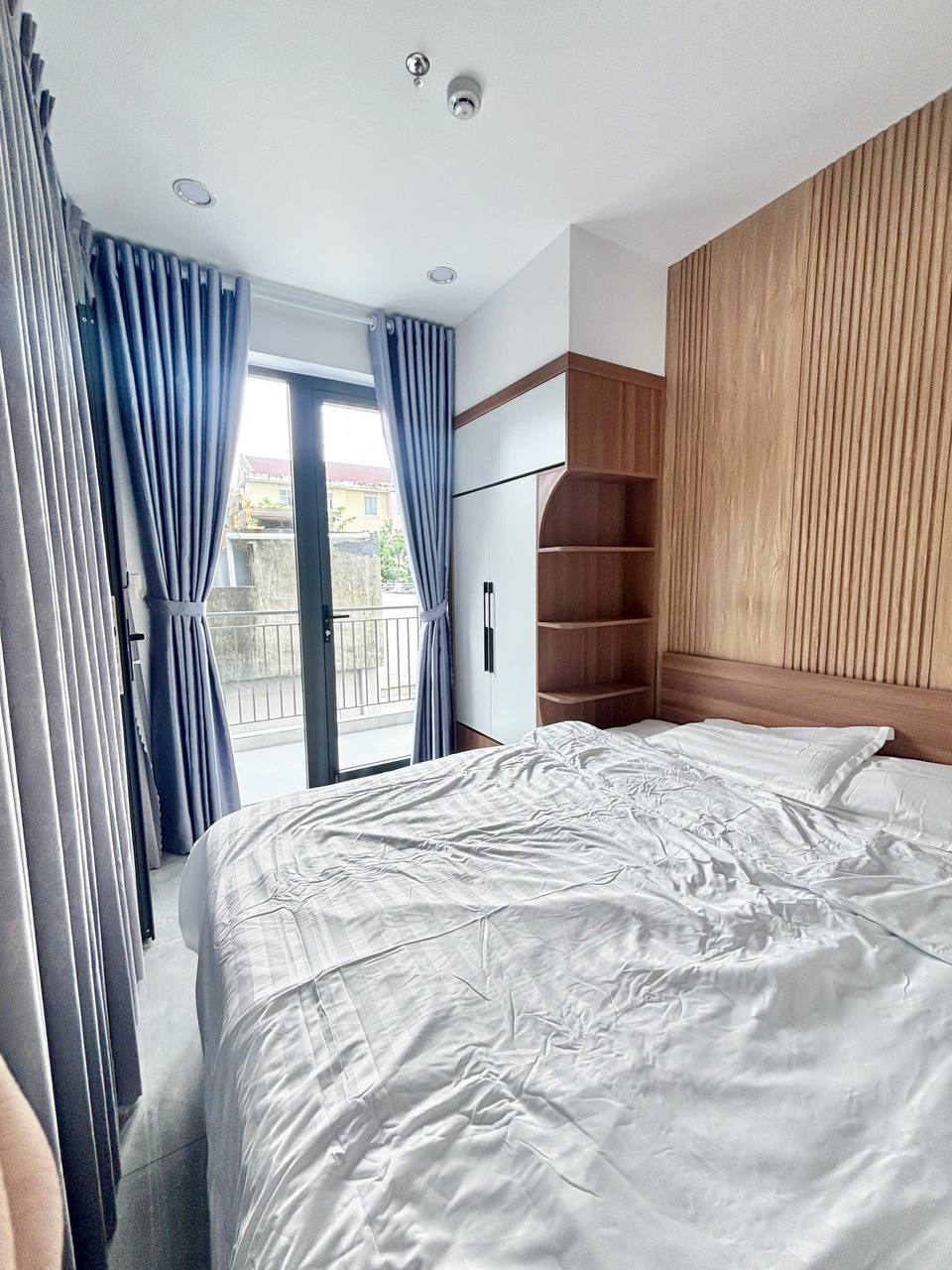 Brand-New 1-Bedroom Apartment Near the River photo 1 of 8