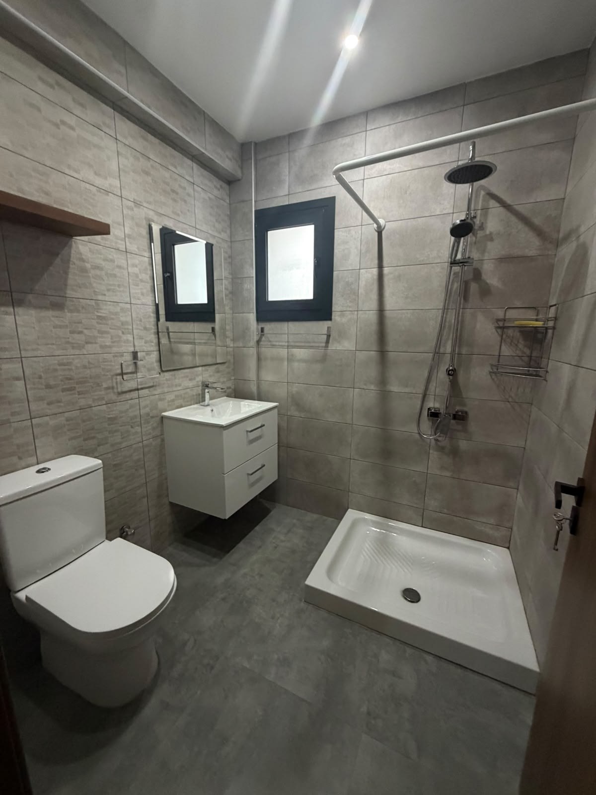 One-Bedroom Apartment for Rent in Kato Polemidia photo 3 of 8
