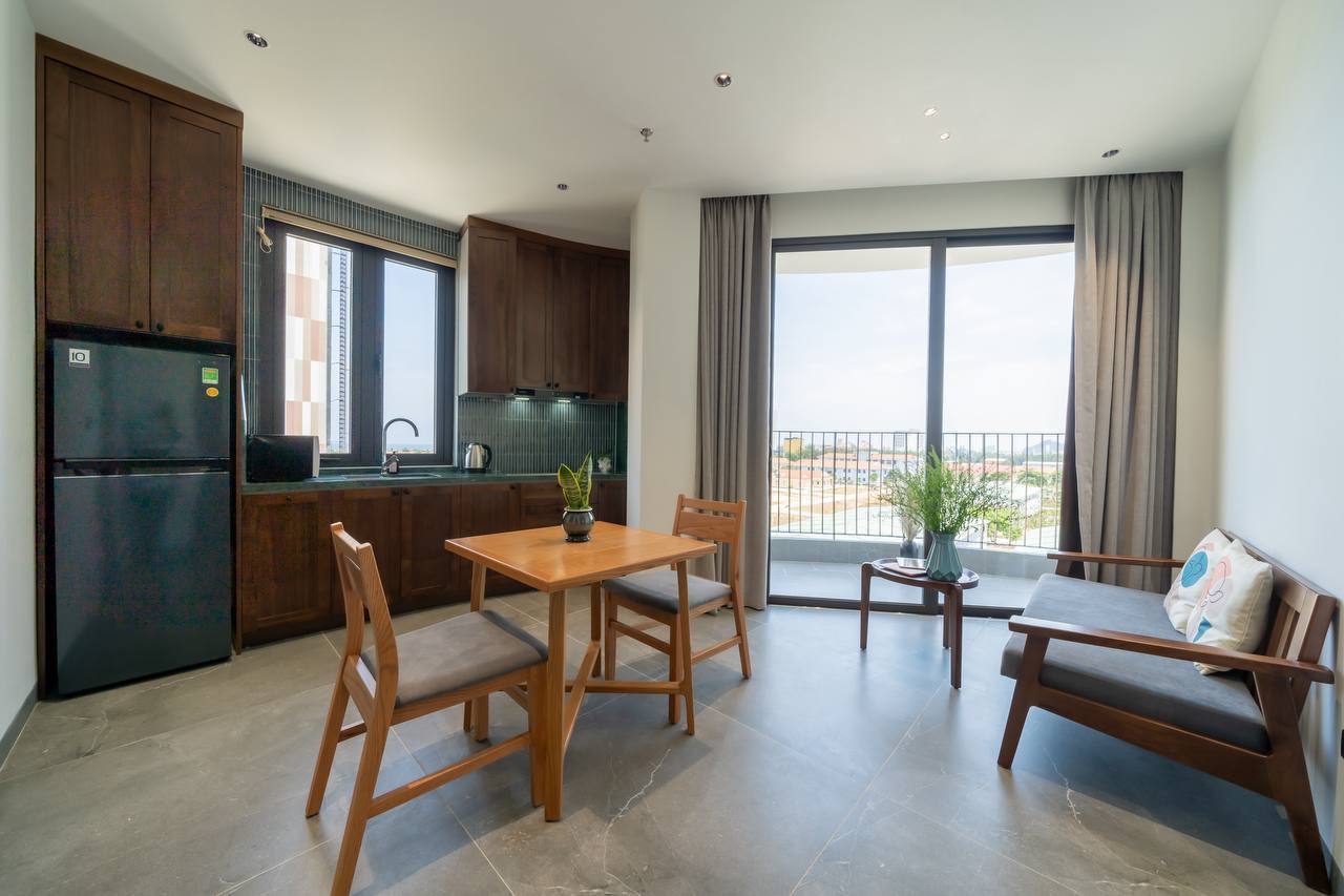 1-Bedroom Apartment Near the Sea photo 3 of 8