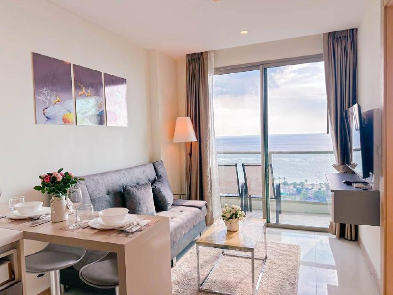Riviera Jomtien One-Bedroom Condo with Sea View photo 1 of 8