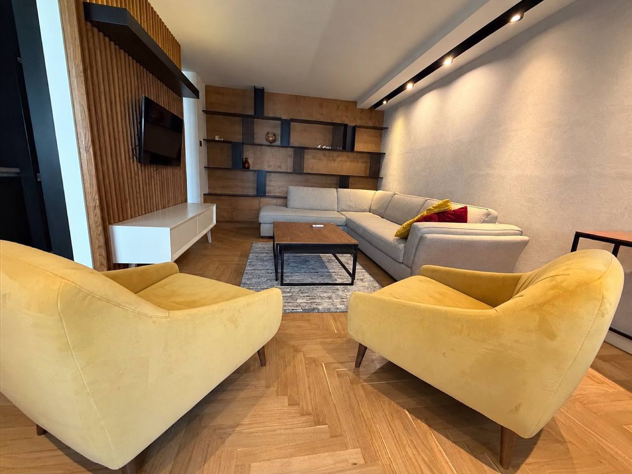 Two-Bedroom Apartment for Rent in Čukarica photo 2 of 8