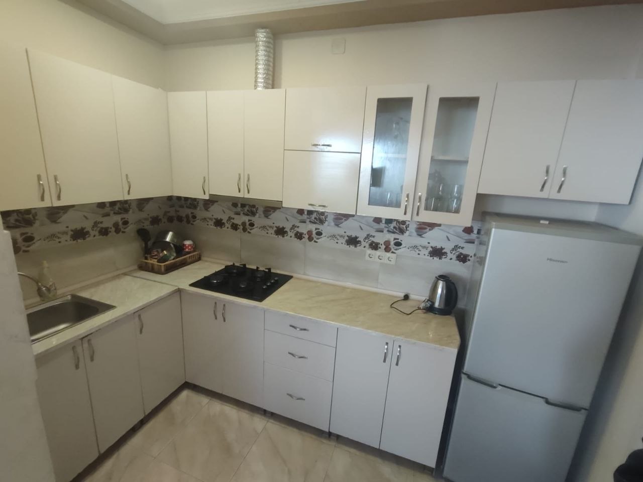 2-Bedroom Sea View Apartment on Zurab Gorgiladze Street photo 4 of 8