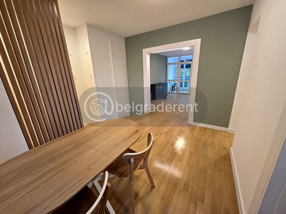 Two-and-a-half-room apartment in Blok 70a photo 4 of 8