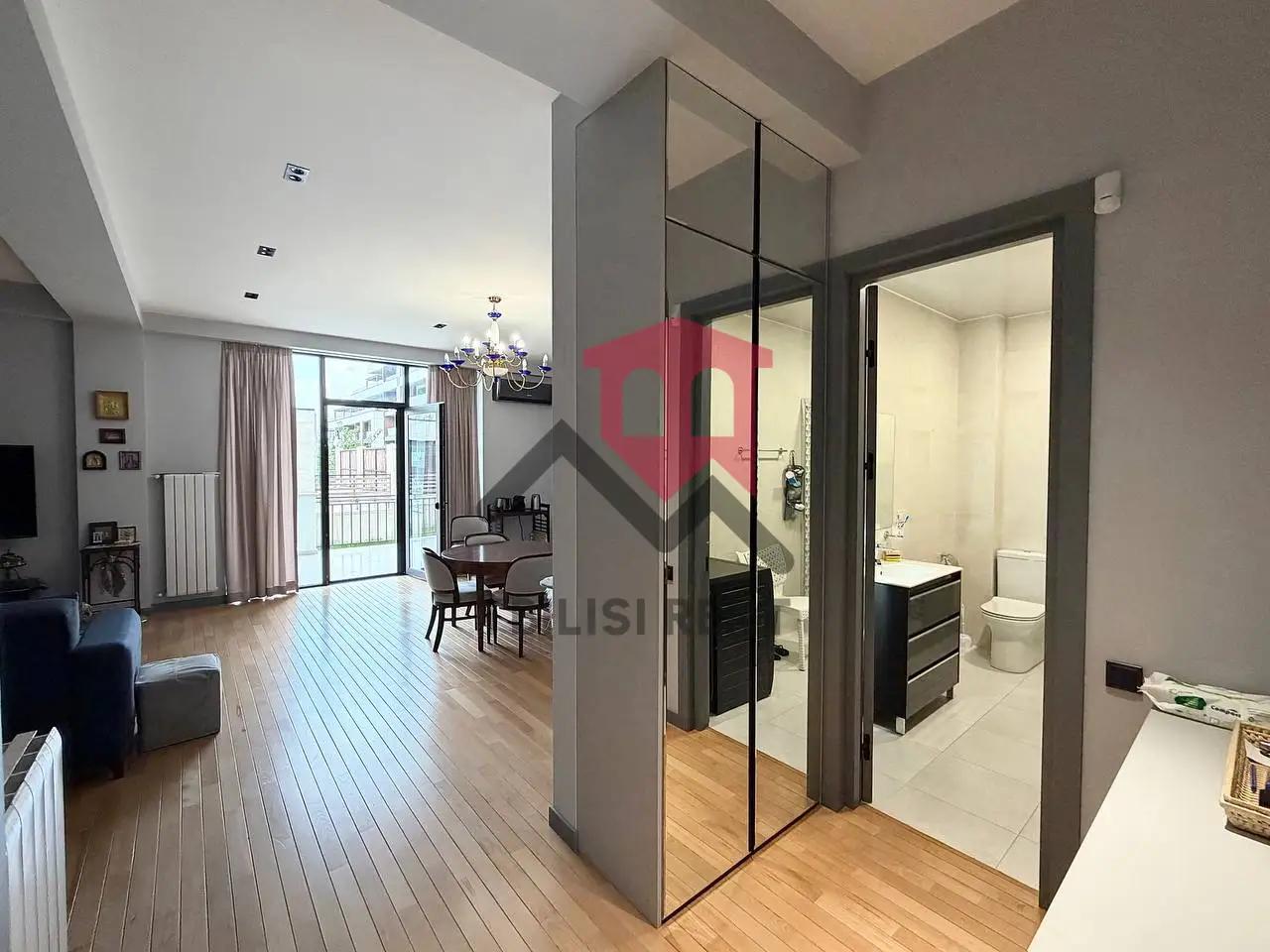 Bright One-Bedroom Apartment in Ortachala photo 6 of 8